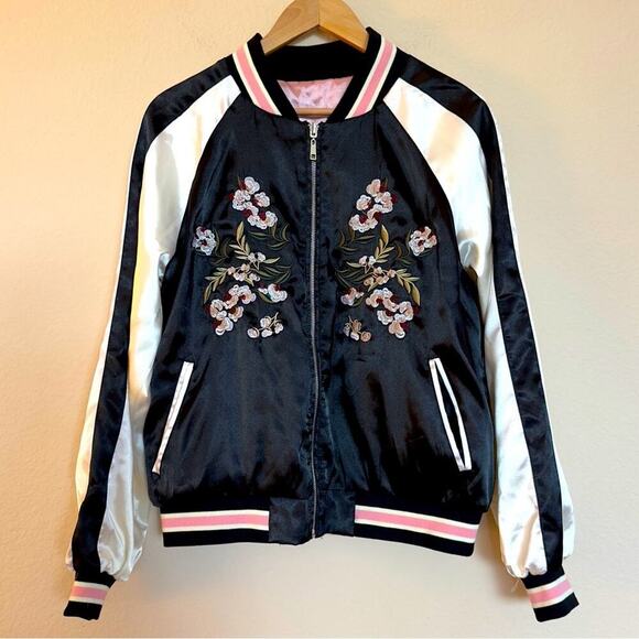 Reversible Charmeuse Embroidered Bomber Jacket Reversible Pockets Black Pink - Picture 4 of 11
